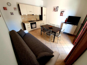 Private Housing - BILO PATIO - 350m dalla spiaggia La Caletta